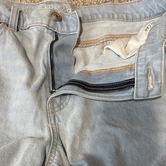 American Eagle Outfitters Light Blue Skinny Jeans With Zipper Detailing on Legs - Picture 5 of 9